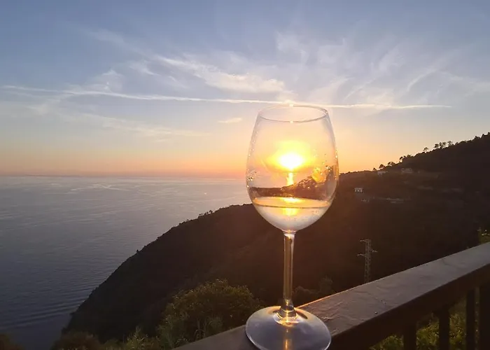Sunset - Homy 5 Terre Retreat * Biassa
